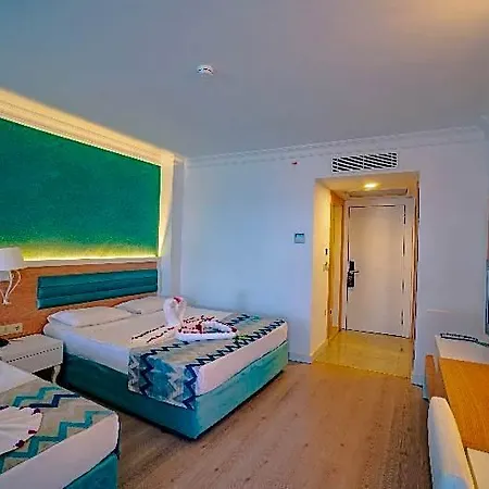 Euphoria Barbaros Hotel 5*